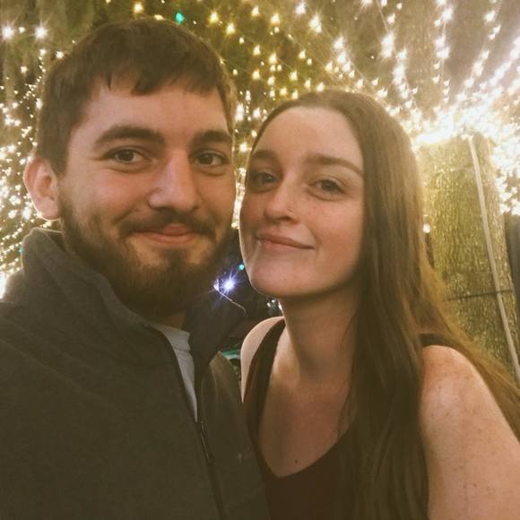 Meet your Posher, Joelle - Picture 1 of 1